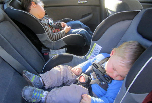 ¿La silla infantil que tienes en el auto está certificada?